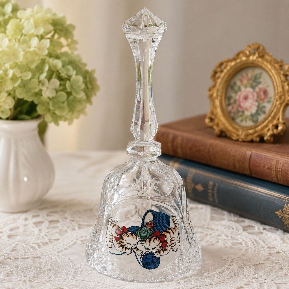 Vintage Artmark Lead Crystal Kitten Bell Cats Playing Yarn Germany 8” No Clapper